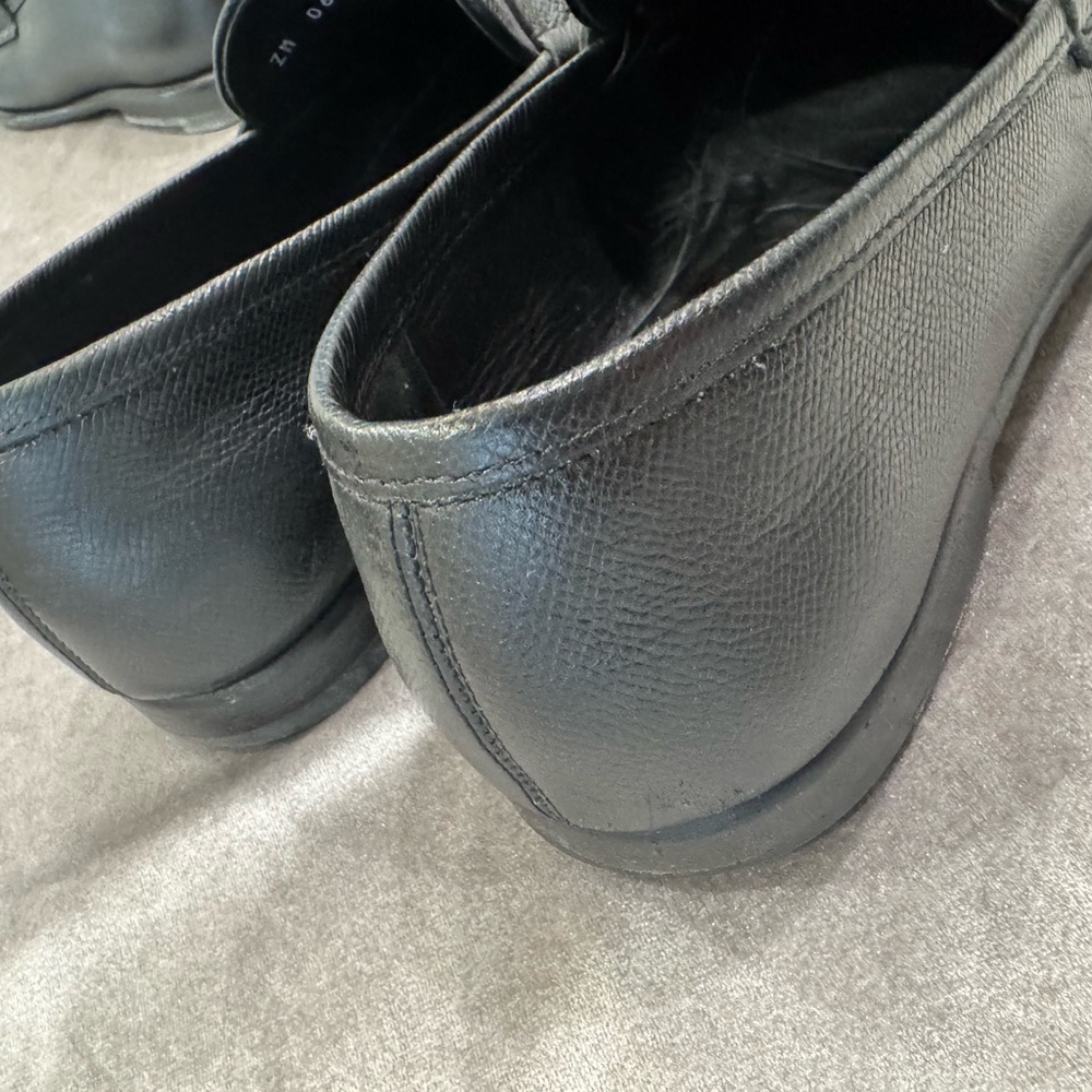 Salvatore Ferragamo Black Textured Loafers - Picture 5 of 11